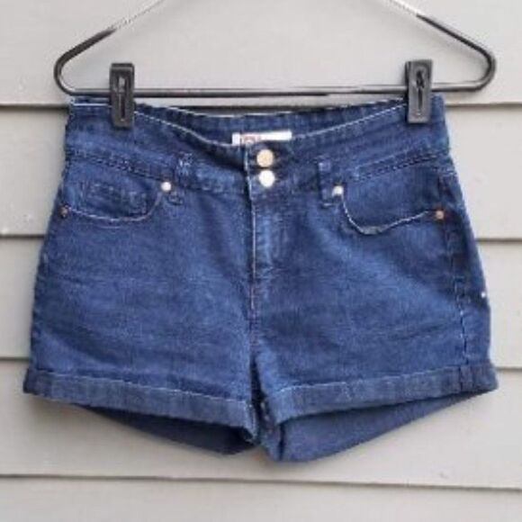 L E I Tatum Hi Rise Jean Shorts Size 5 - Picture 1 of 5